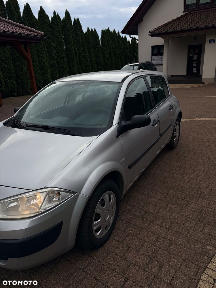 Renault Megane 1.4 16V Authentique - 4