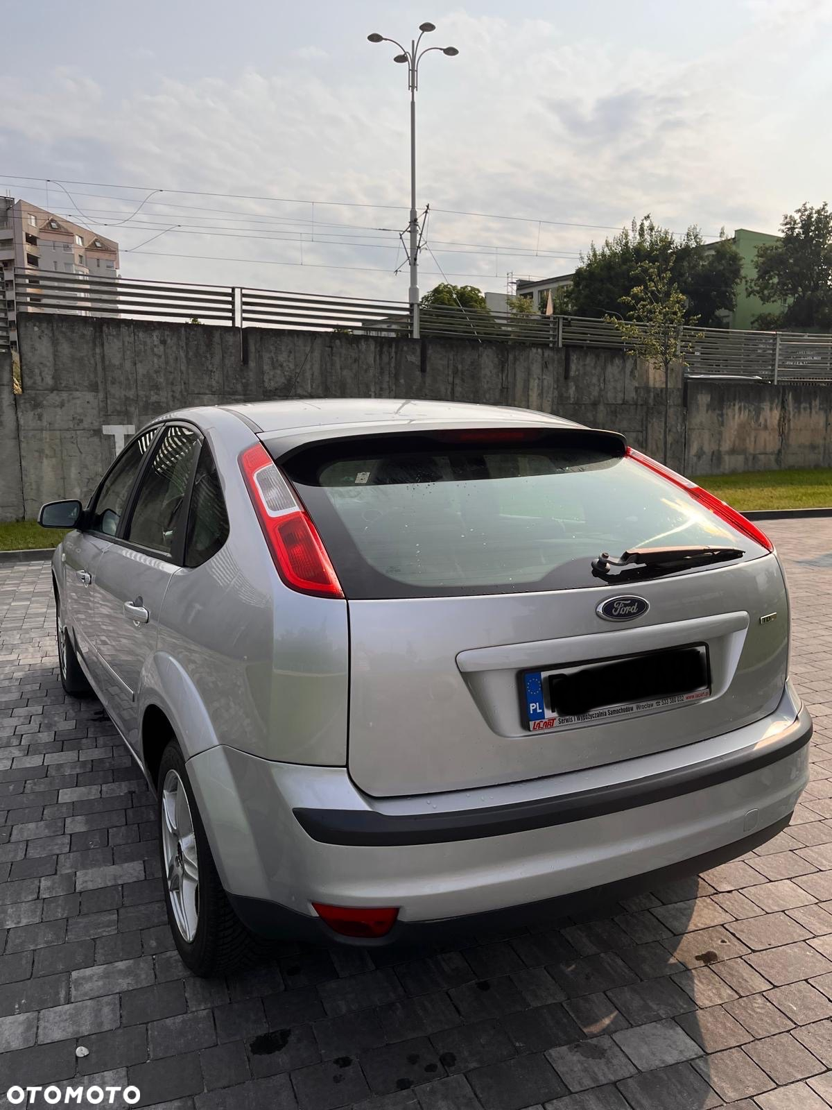 Ford Focus - 8