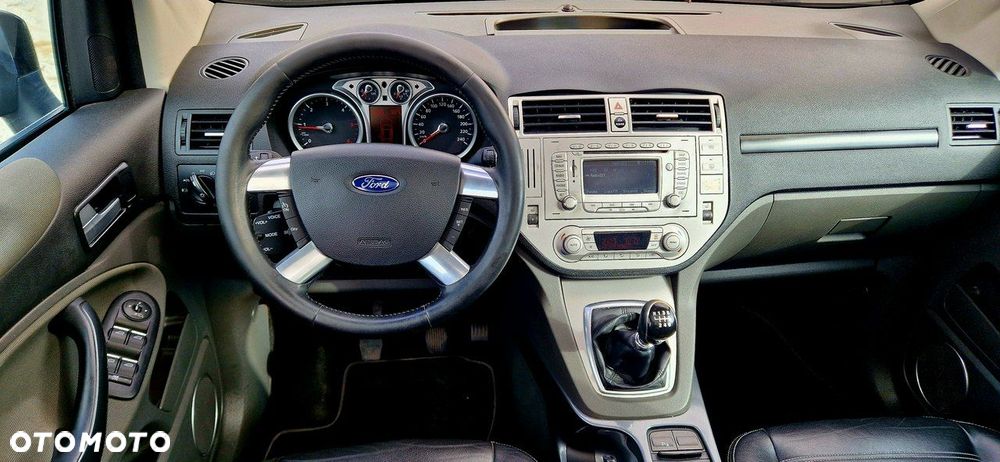 Ford Kuga 2.0 TDCi Titanium - 30