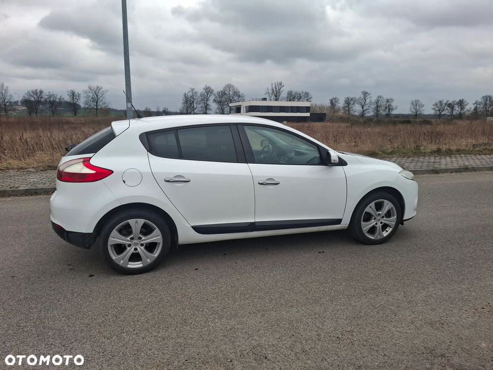 Renault Megane 1.6 16V 110 Expression - 8