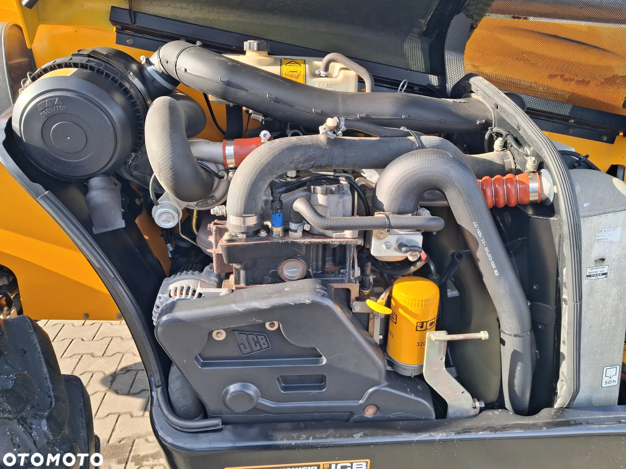 JCB 533 - 105 - 7