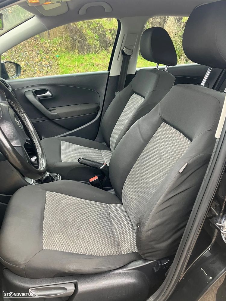 VW Polo 1.6 TDI Confortline BlueMotion - 11