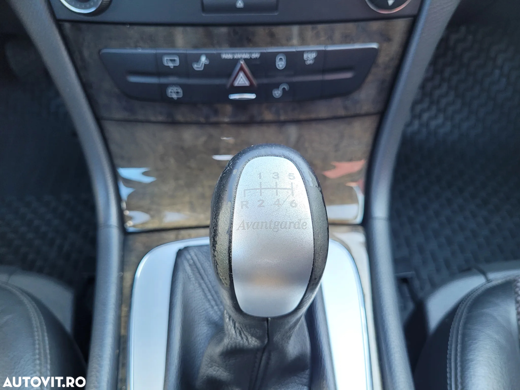 Mercedes-Benz E 220 CDI Estate Avantgarde - 16