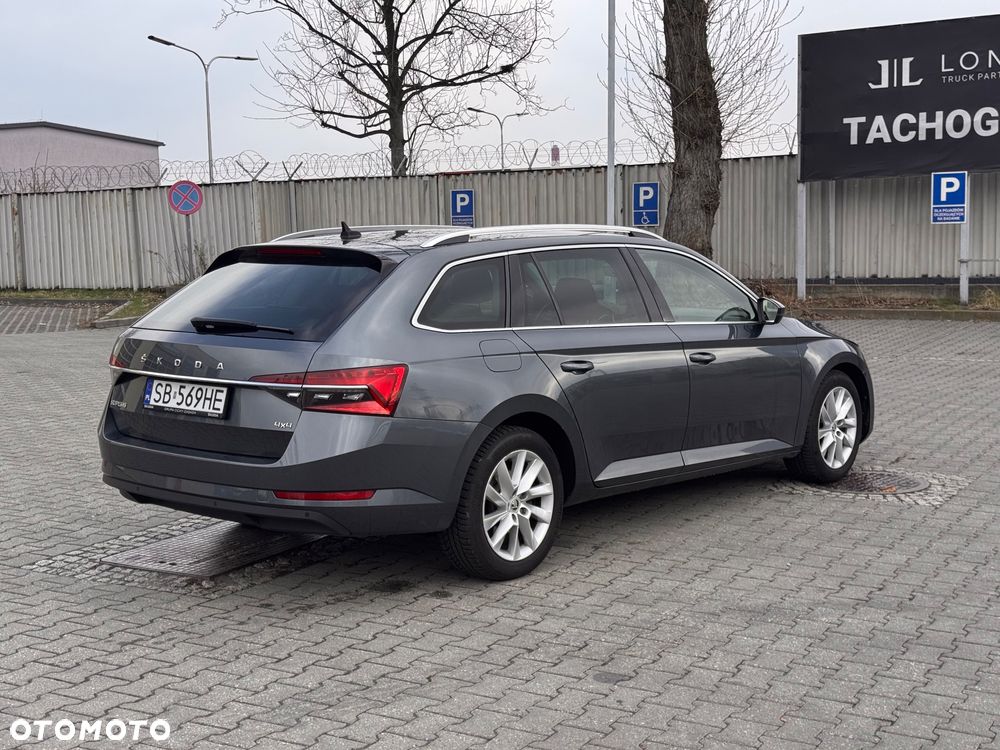 Skoda Superb 2.0 TDI SCR 4x4 Style DSG - 7