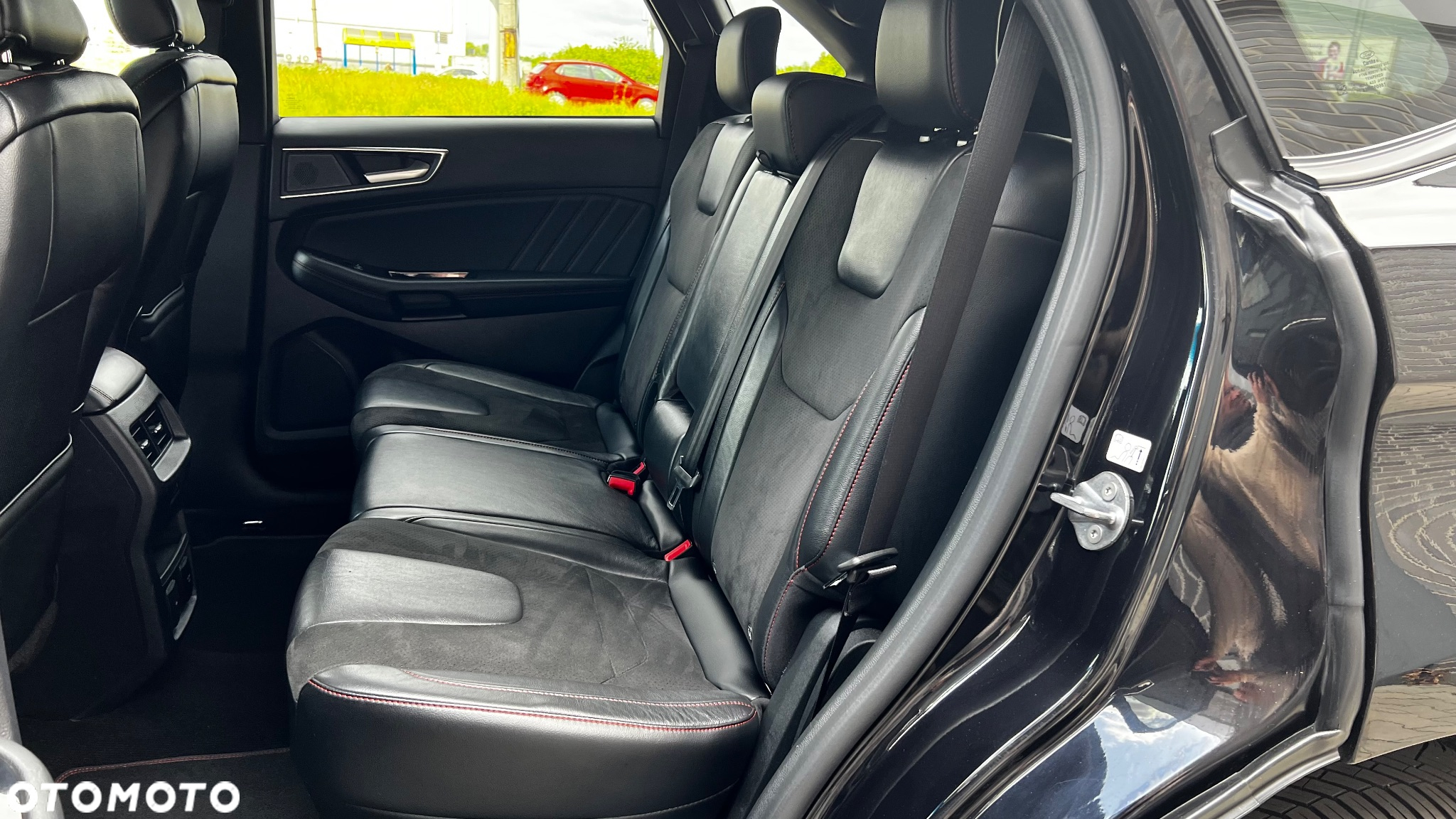 Ford Edge 2.0 EcoBlue Bi-Turbo 4x4 ST-LINE - 29
