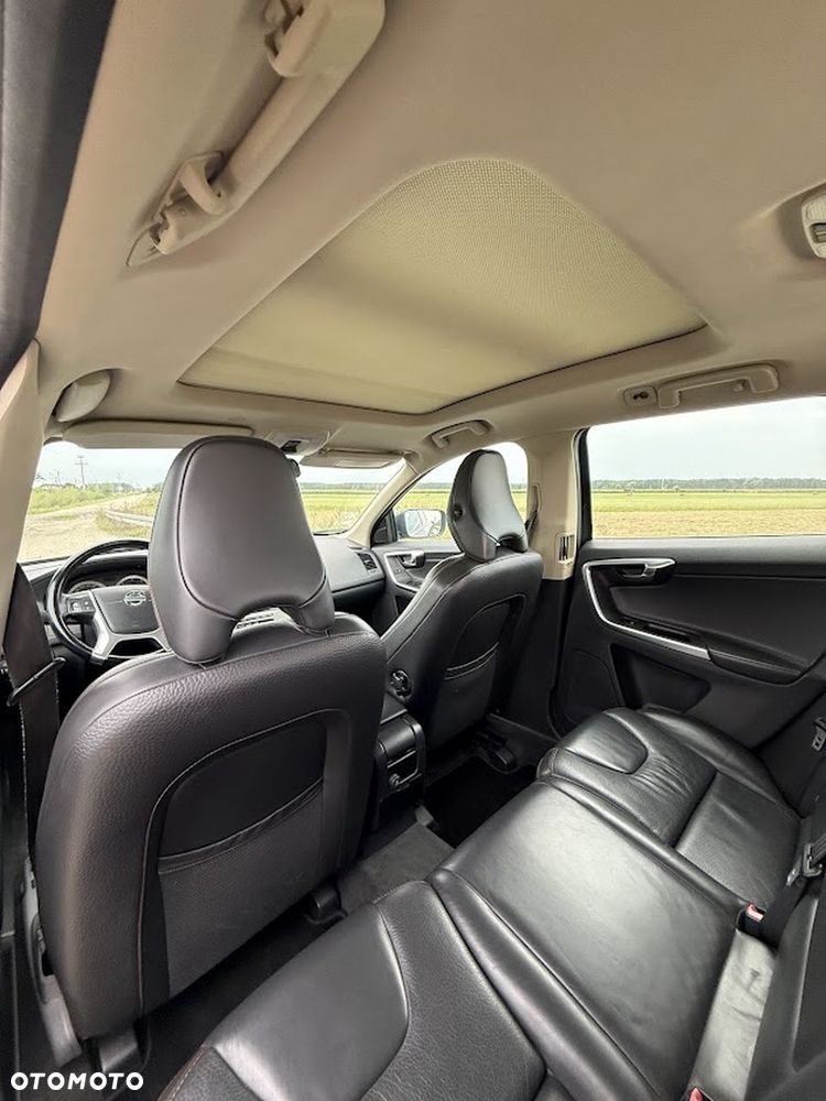 Volvo XC 60 - 11