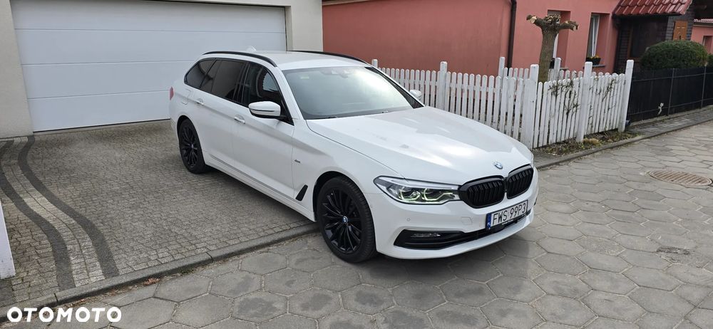 BMW Seria 5 520d xDrive Sport Line - 4
