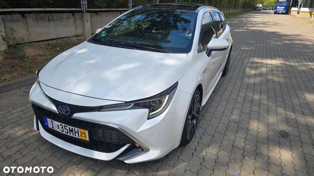 Toyota Corolla 2.0 Hybrid Executive - 1