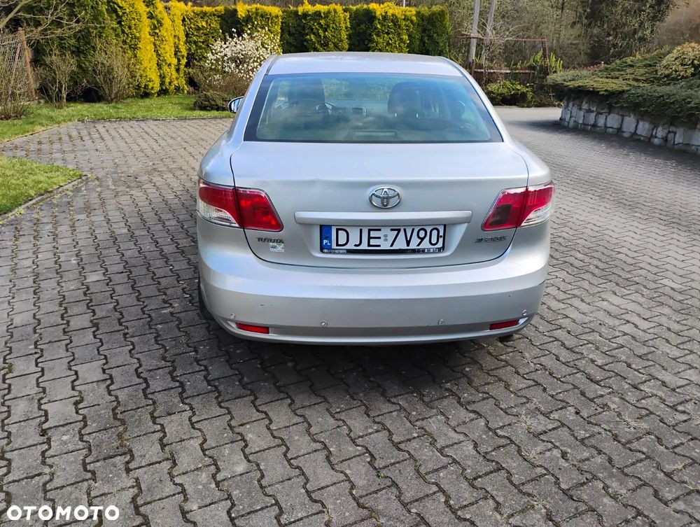 Toyota Avensis 2.0 D-4D Luna - 5