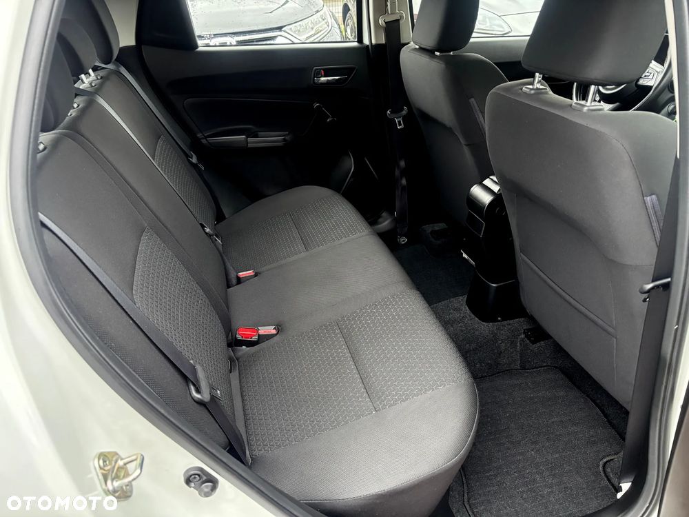 Suzuki Swift - 17