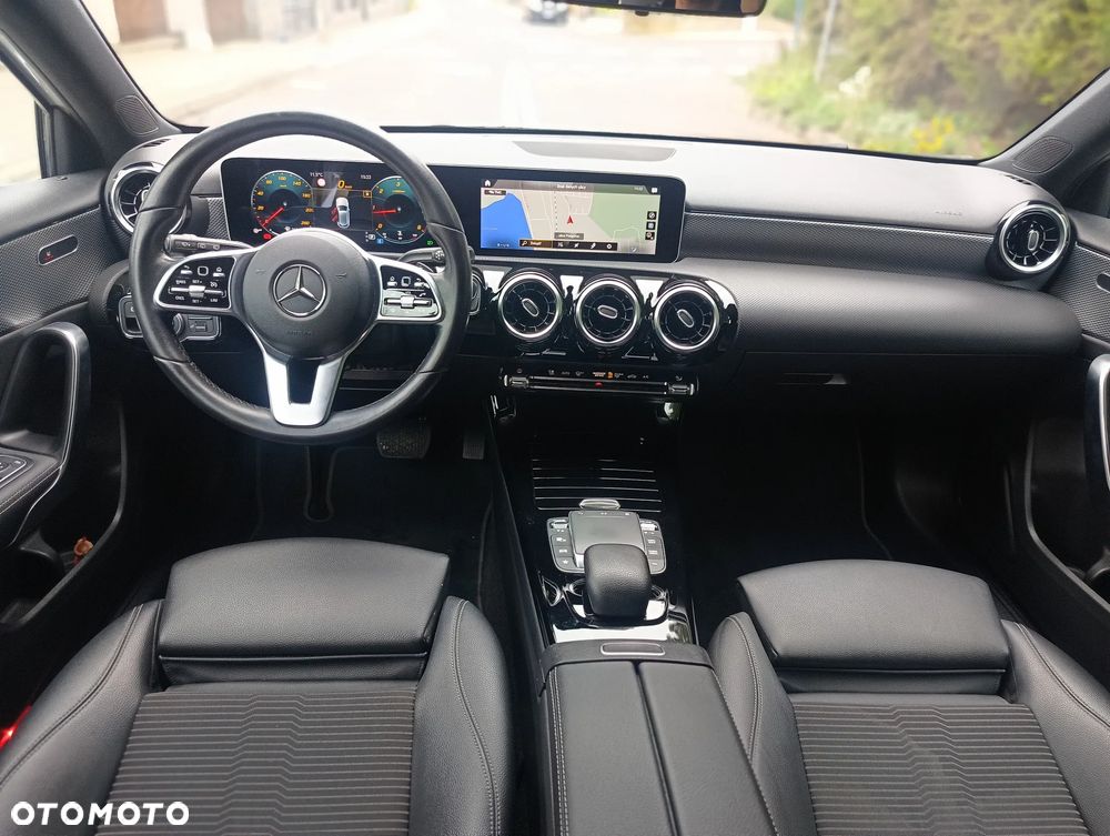 Mercedes-Benz Klasa A 200 d 8G-DCT AMG Line - 25