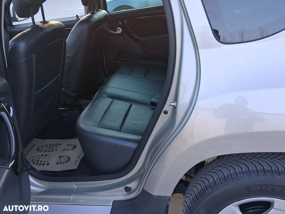 Dacia Duster 1.5 dCi 4x2 Prestige - 9