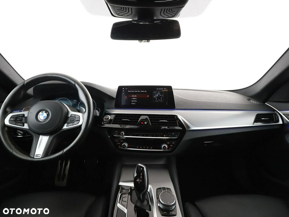 BMW Seria 5 520d xDrive mHEV M Sport sport - 16