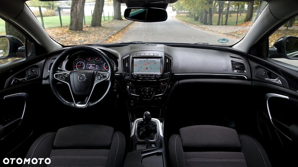 Opel Insignia 2.0 CDTI Cosmo S&S - 11