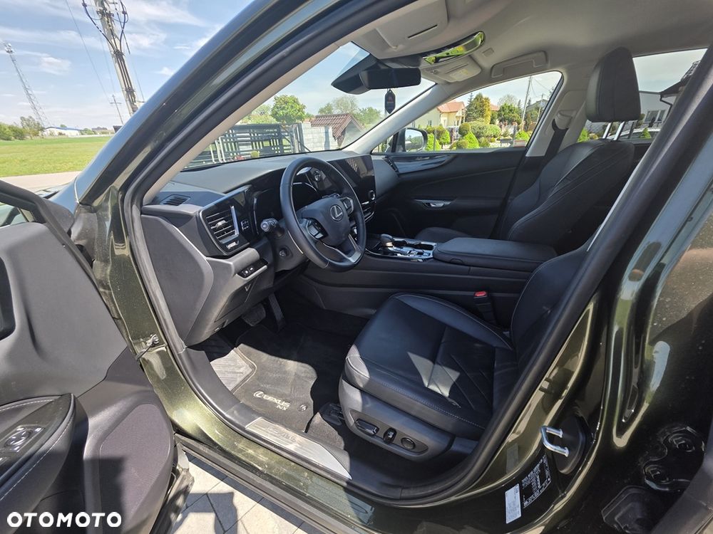 Lexus NX 350h Prestige AWD - 19