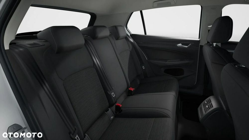 Volkswagen Golf - 13