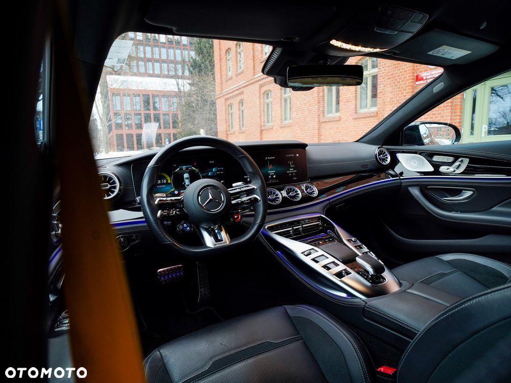 Mercedes-Benz AMG GT - 36