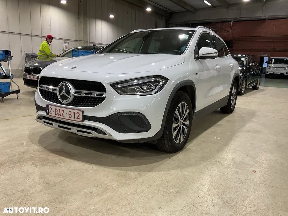 Mercedes-Benz GLA 250 e 8G-DCT Style - 1