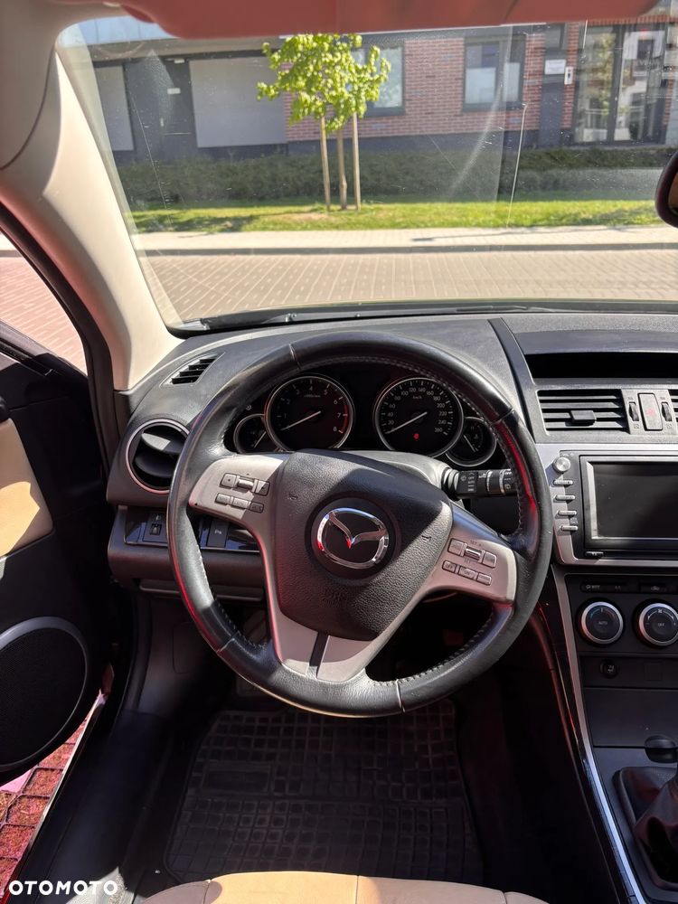 Mazda 6 2.0 Exclusive + - 16