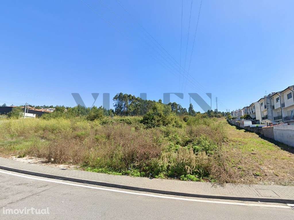 Lote com 4 terrenos rústicos em Lousado, Vila Nova de Famalicão - Grande imagem: 2/4