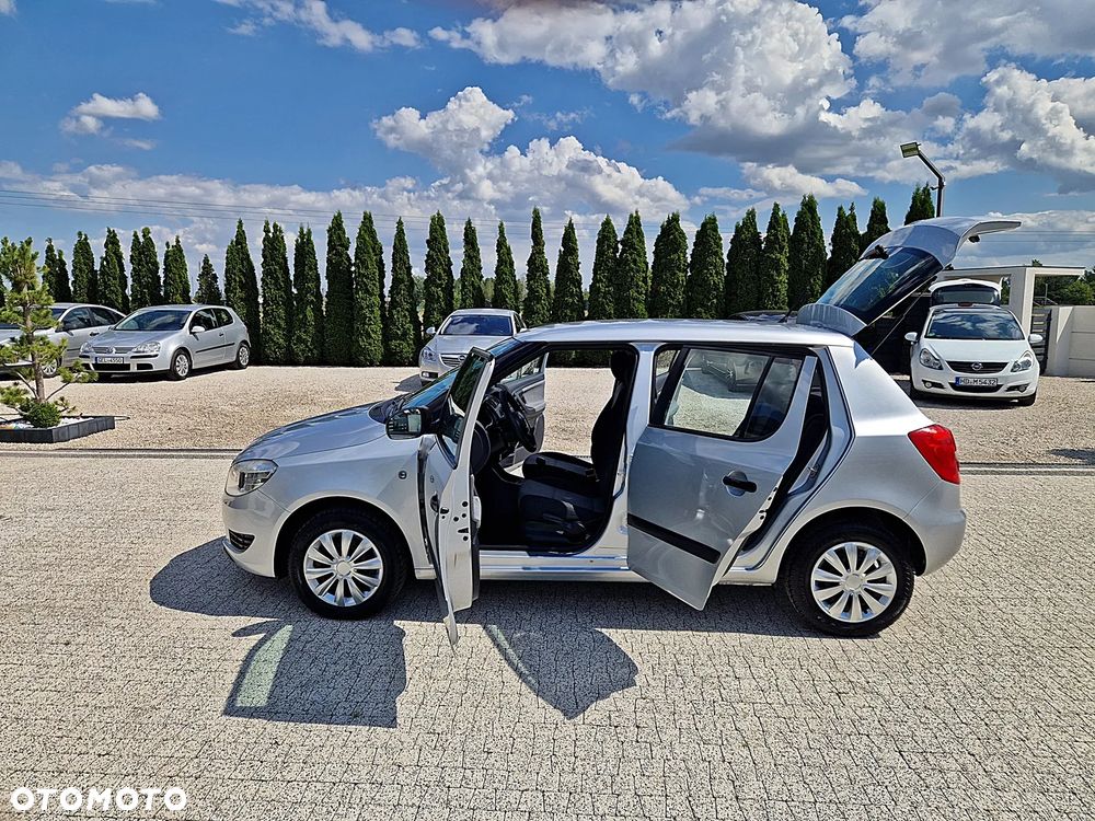 Skoda Fabia 1.2 HTP Cool Colour Edition - 20