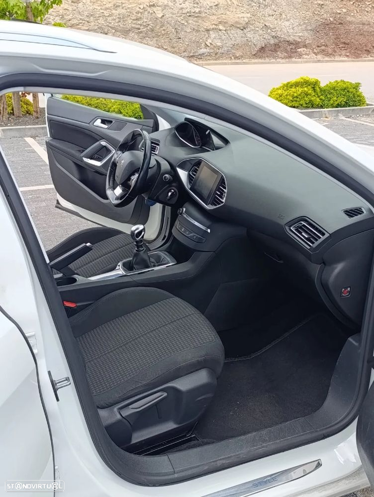 Peugeot 308 SW 1.5 BlueHDi Style - 7