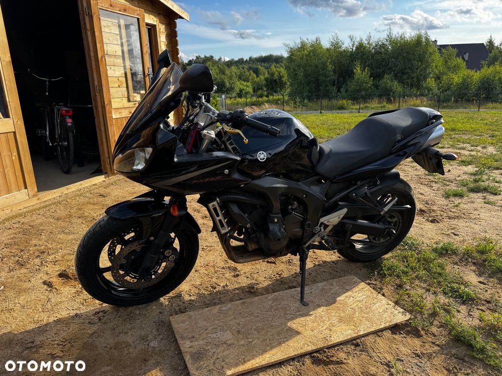 Yamaha FZ6 - 1