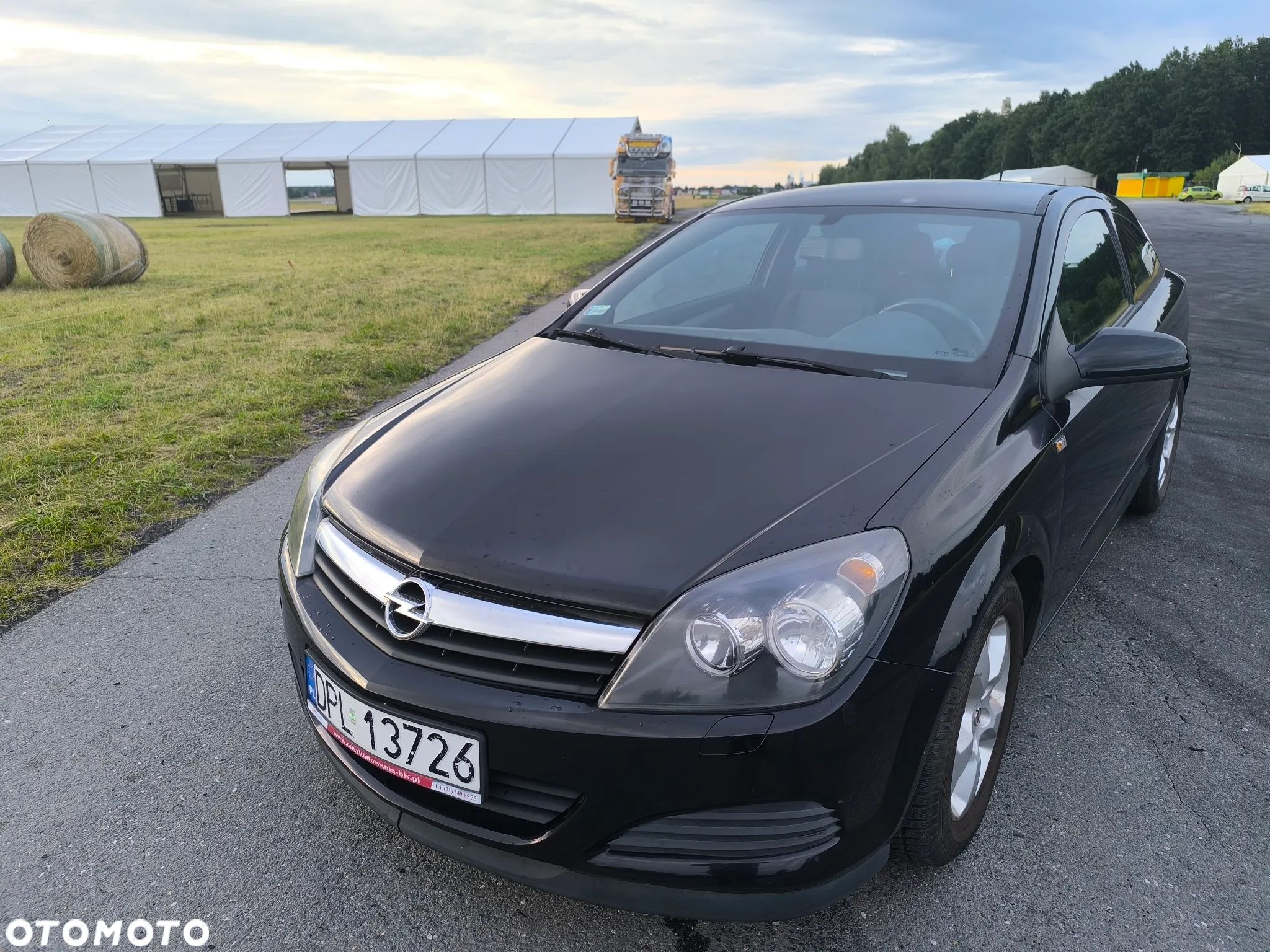 Opel Astra GTC 1.6 - 1
