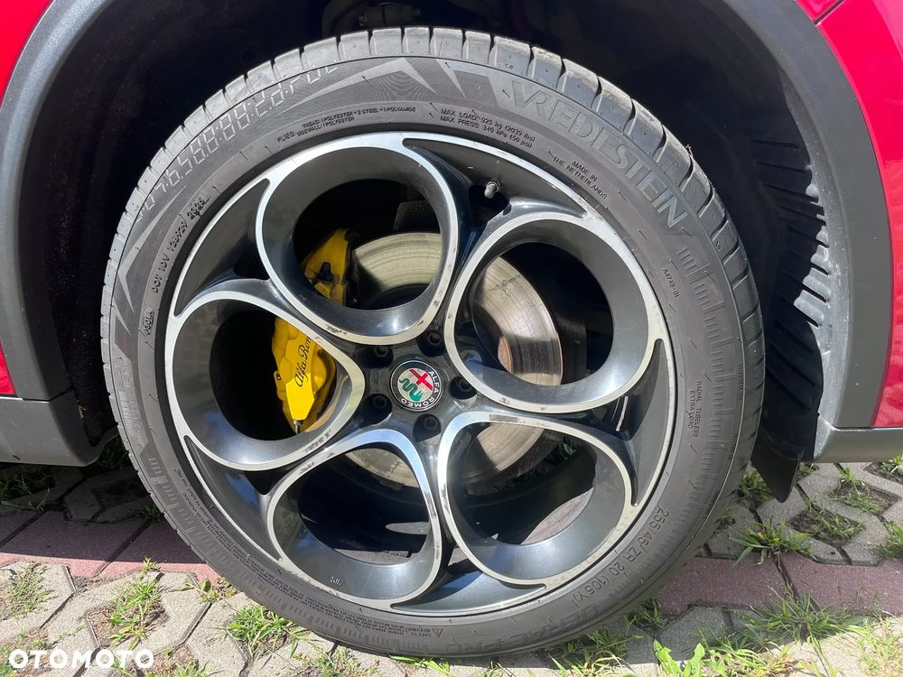 Alfa Romeo Stelvio 2.0 Turbo Executive Q4 - 27