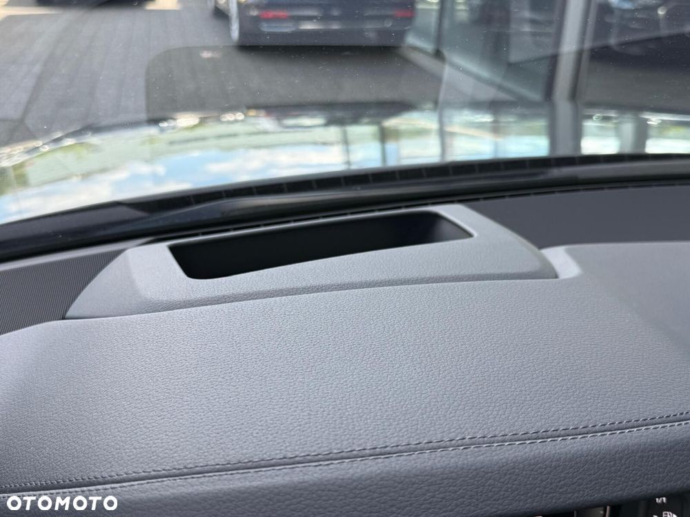 Audi A8 - 36