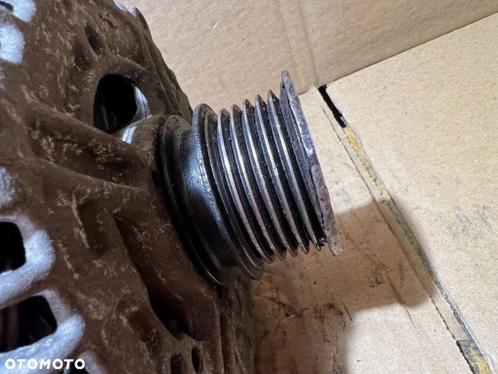 audi a6 c6 2.0 tdi alternator bosch 180a 03g903016n - 3