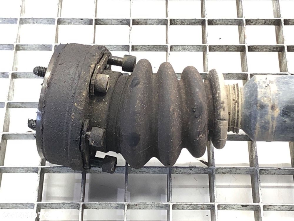 PÓŁOŚ PRAWY PRZÓD - 76.00 PLN - AUDI A3 (8L1) 1996 - 2006 1.6 74 kW [101 KM] benzyna 1996 - 2003 - 2