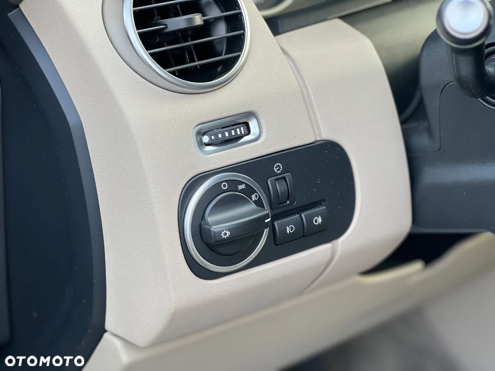 Land Rover Discovery - 16