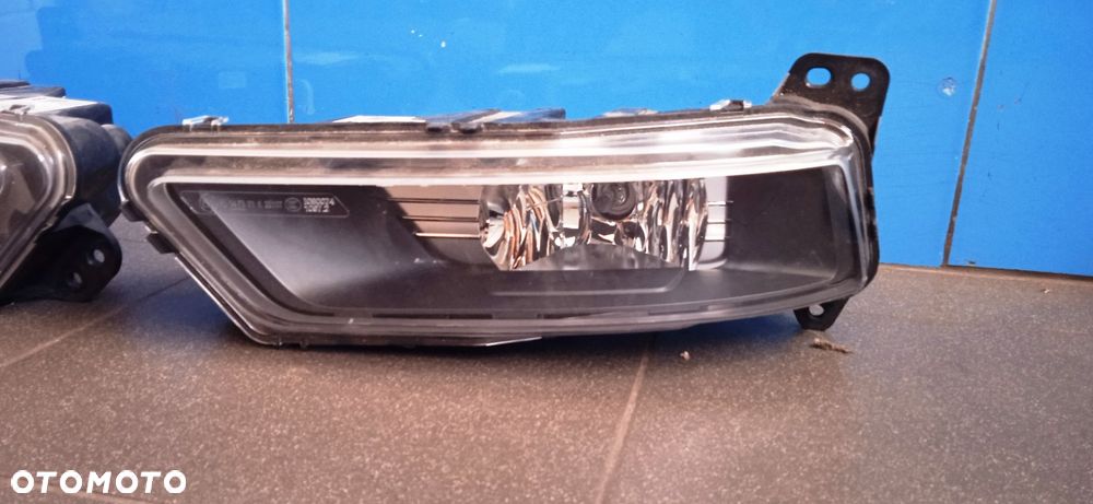 Halogen przeciwmgielny MAN TGX H7 81252040001 81252040002 - 3