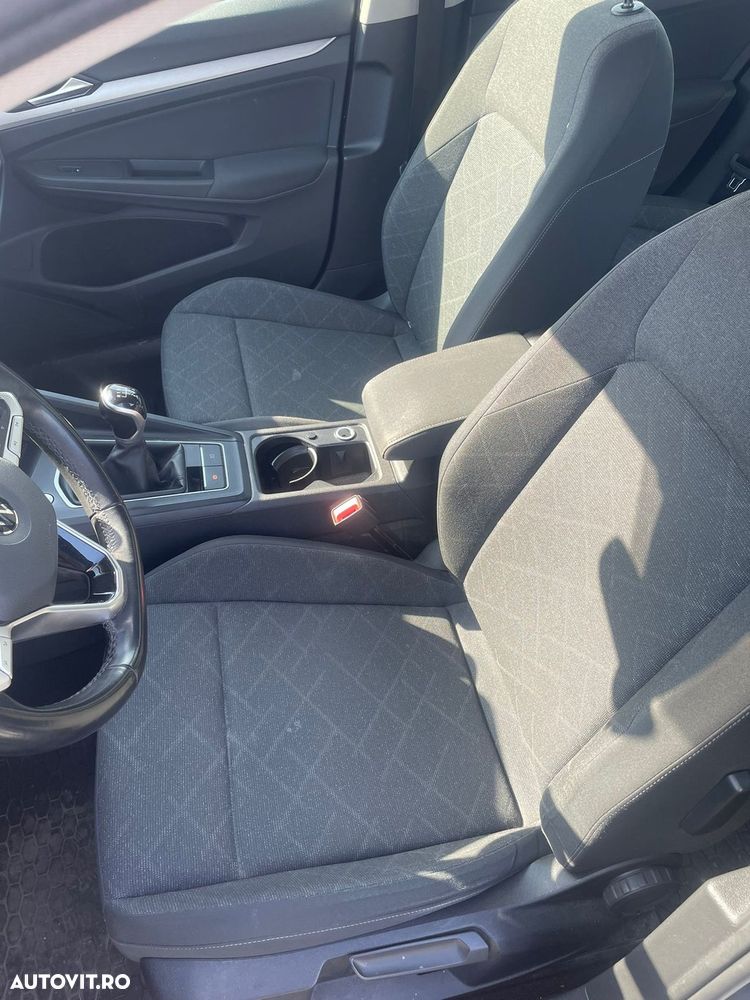 Volkswagen Golf 1.0 TSI Life - 2