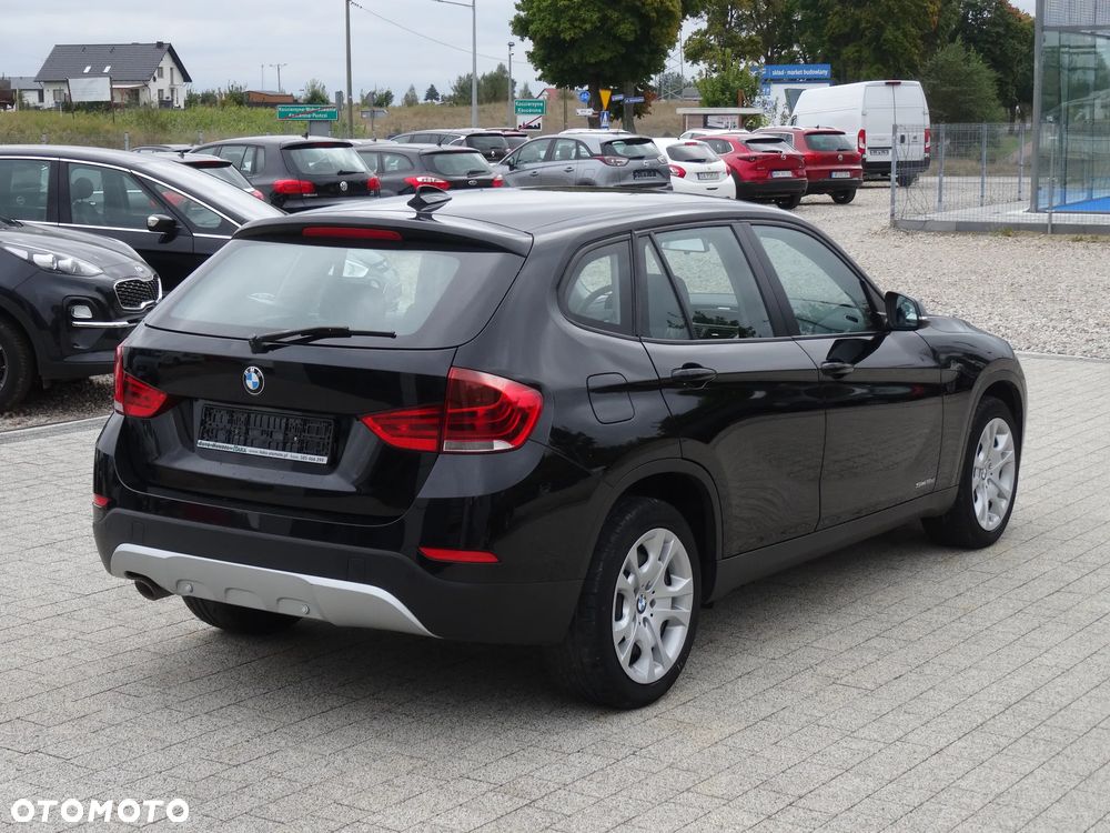 BMW X1 sDrive16d Sport Line - 9