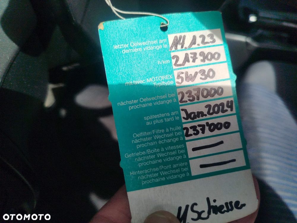 Subaru Legacy 2.0D Trend - 14