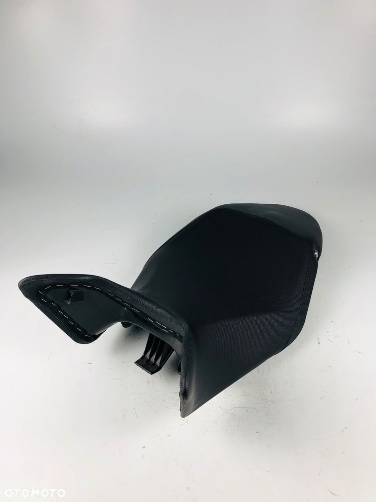 Triumph Speed Triple 1050 11-14 siedzenie kanapa fotel - 2