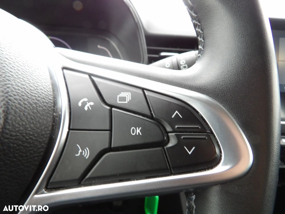 Renault Clio - 17