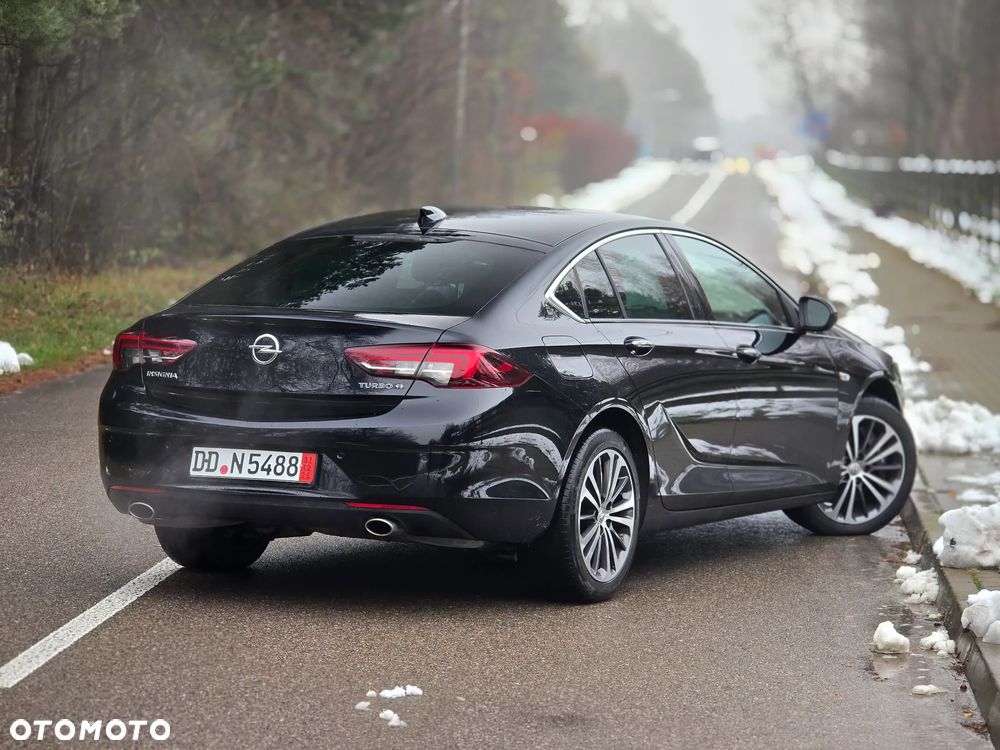 Opel Insignia 2.0 T 4x4 Exclusive S&S - 4