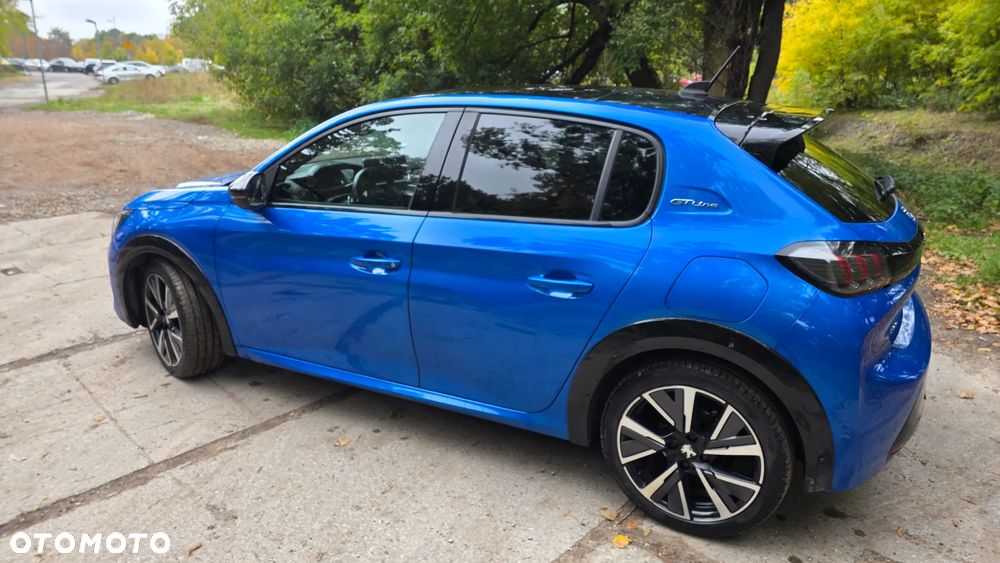 Peugeot 208 1.2 PureTech GT Line S&S EAT8 - 8