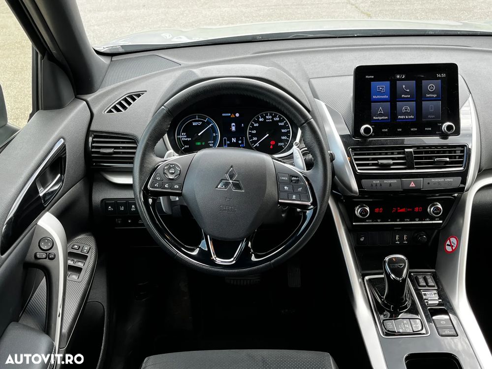 Mitsubishi Eclipse-Cross - 15