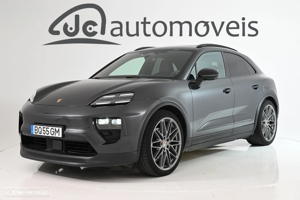 Porsche Macan Electric 4 - 13