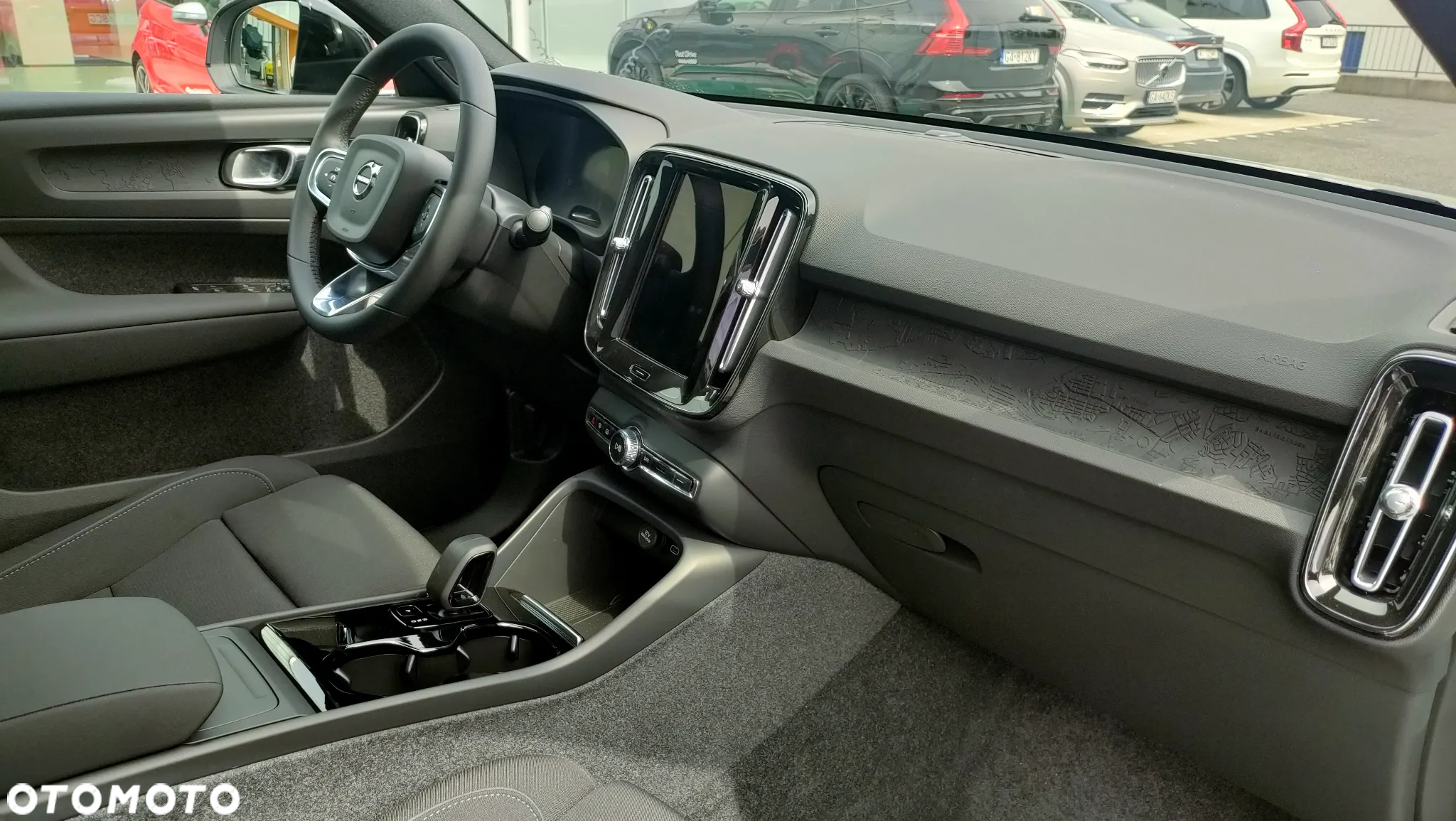 Volvo C40 Recharge Plus - 12