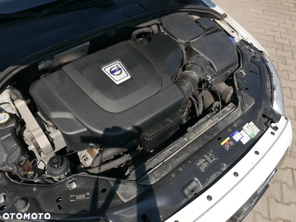 Volvo XC 70 D5 AWD Summum - 26