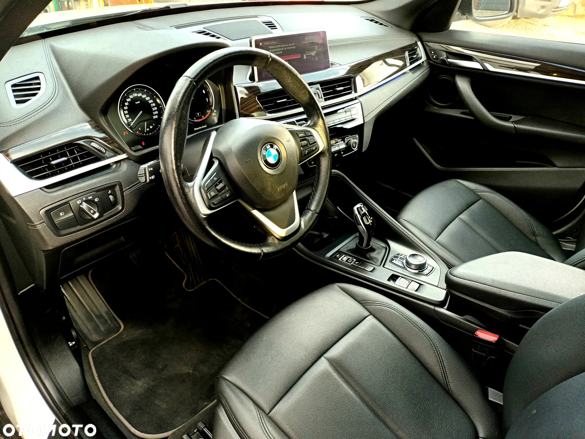 BMW X1 - 12