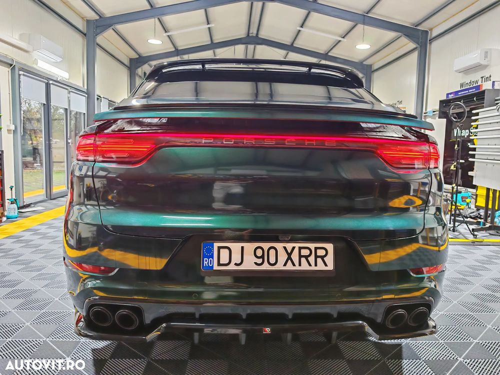 Porsche Cayenne Coupe Tiptronic S Platinum Edition - 6