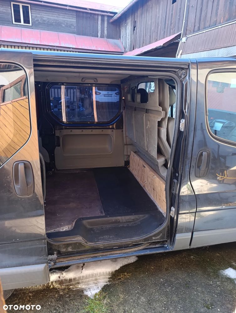 Renault Trafic - 8