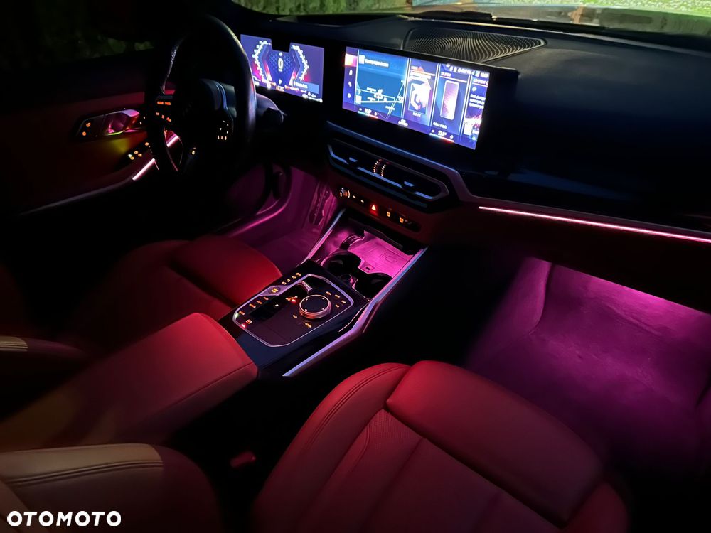 BMW Seria 3 330e xDrive M Sport - 20