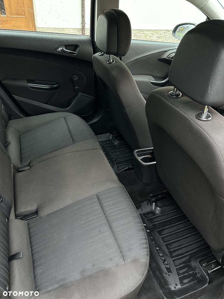 Opel Astra 1.4 Essentia - 12